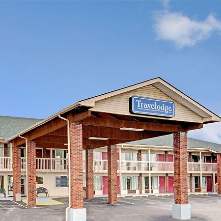 Travelodge By Wyndham Sellersburg Exterior photo